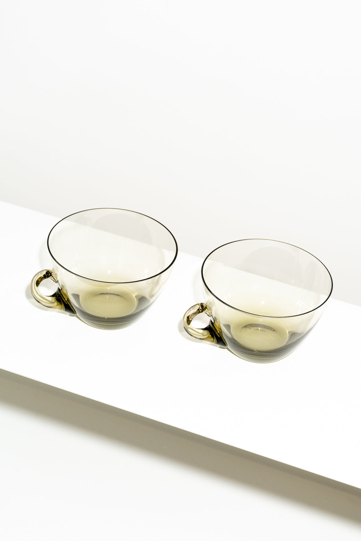 Smoked glass tea/coffee mugs