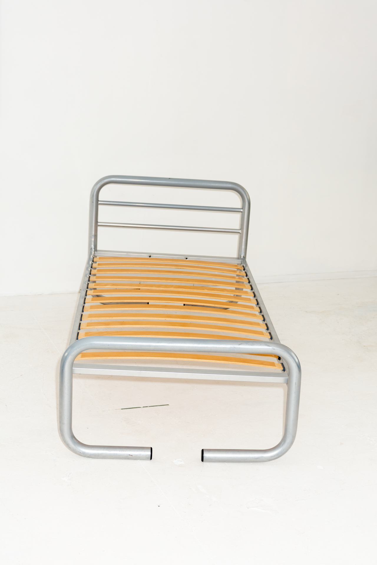 Tubular aluminium single bed | Vintage IKEA